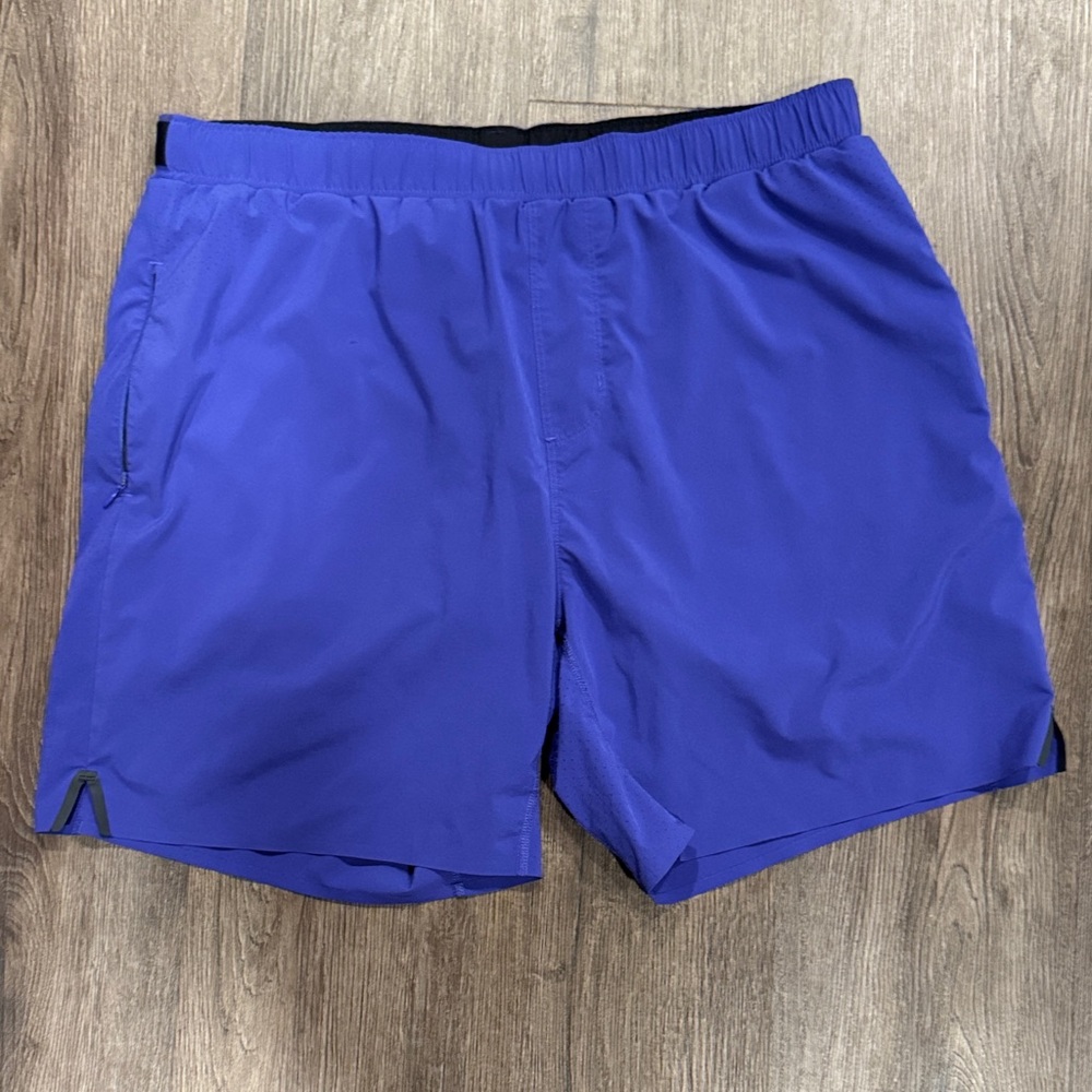 RHONE Men's Blue Shorts
